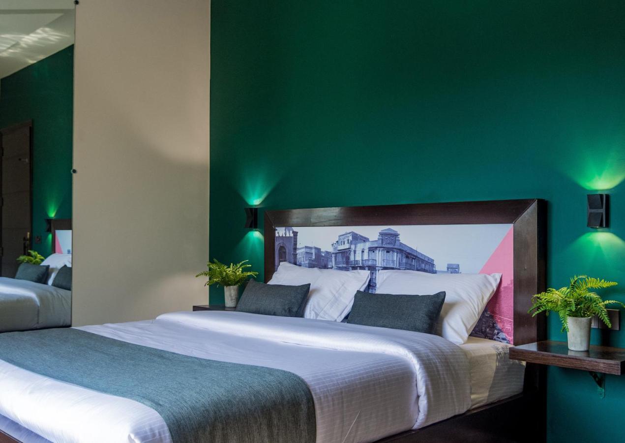 Lokal Rooms X Shahrah-E-Faisal Karachi Esterno foto