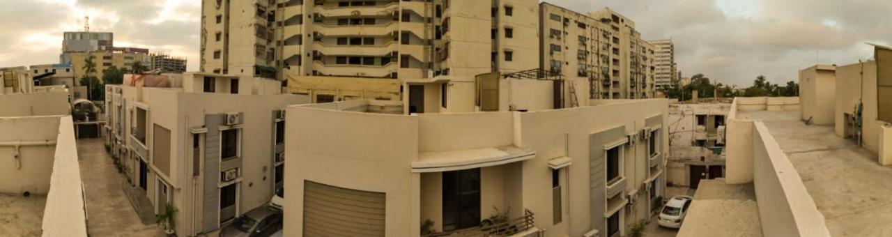 Lokal Rooms X Shahrah-E-Faisal Karachi Esterno foto